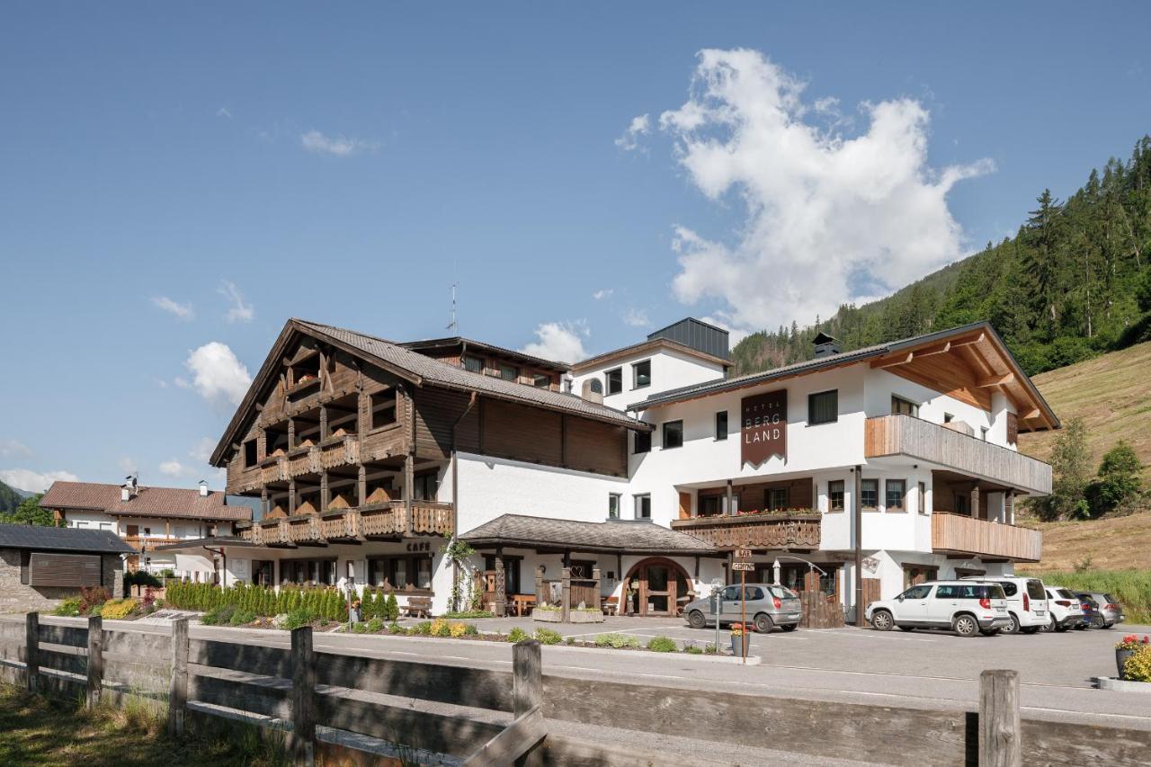 Hotel Bergland Cadipietra Exterior foto