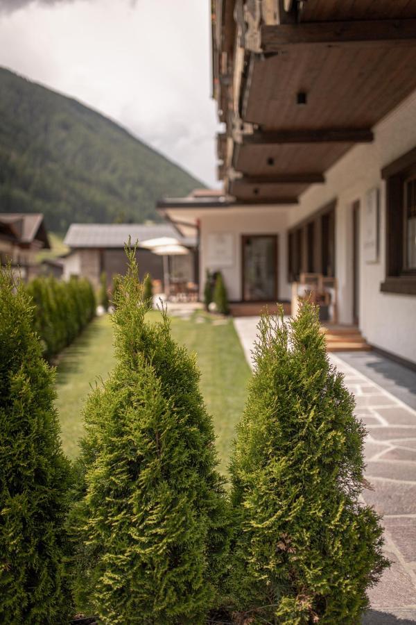 Hotel Bergland Cadipietra Exterior foto